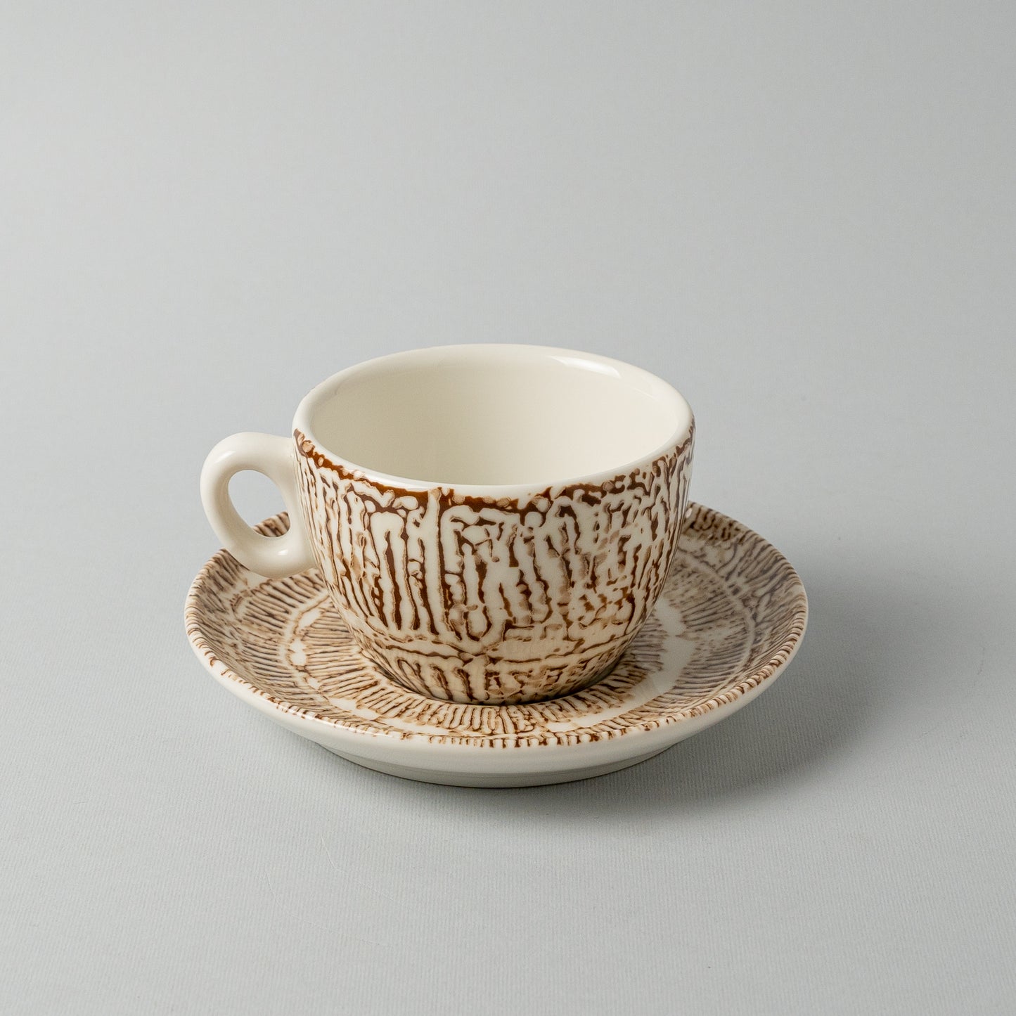 Porcelain Luna Ivory Tea Cup With Underline - Brown